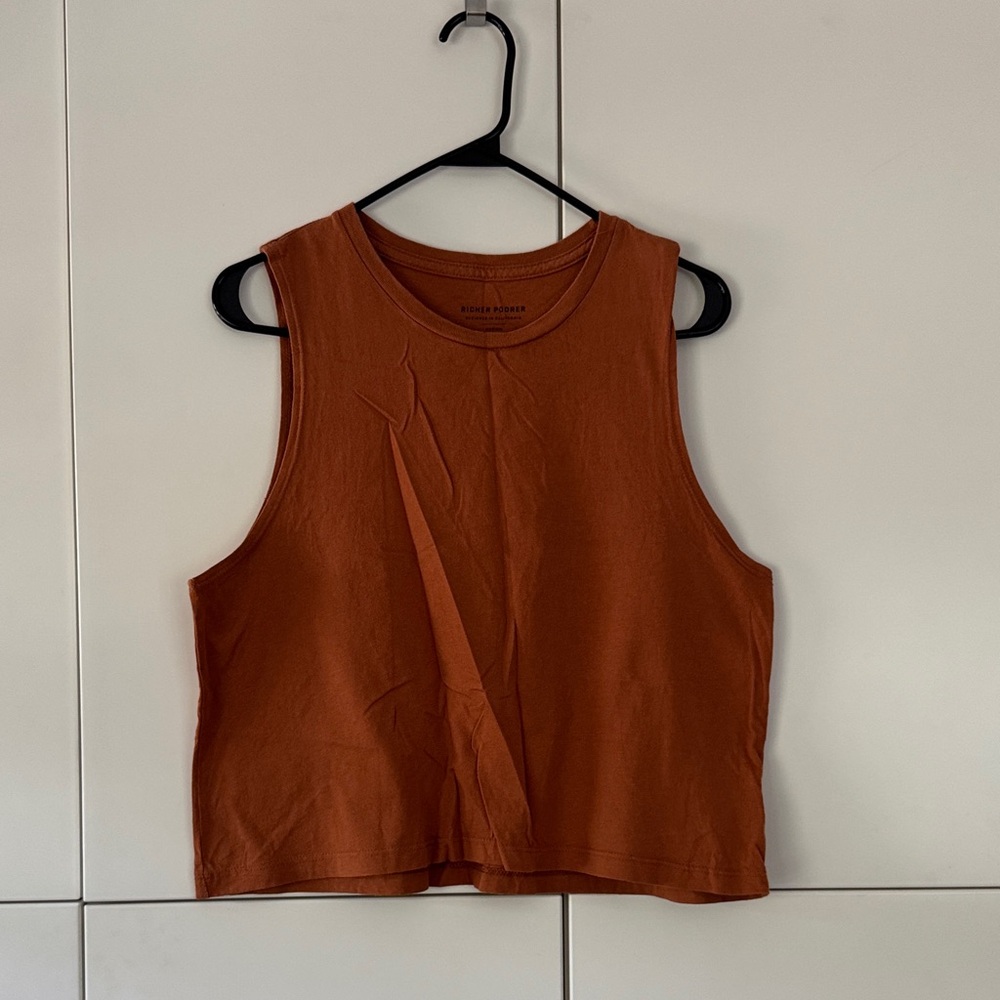 Richer Poorer Women's Rust-Orange Cropped Tank